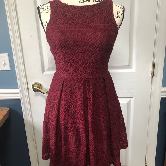 B Darlin Dresses & Skirts - Dress